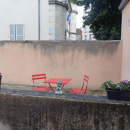 Joli Cocon En Plein Centre Ville Vichy Dış mekan fotoğraf